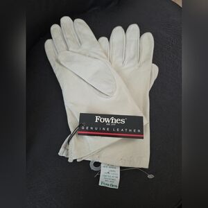 Vtg Fownes Womens Leather Gloves Off-White Ivory WPL 9522 Antron Lined Wrist 7.5
